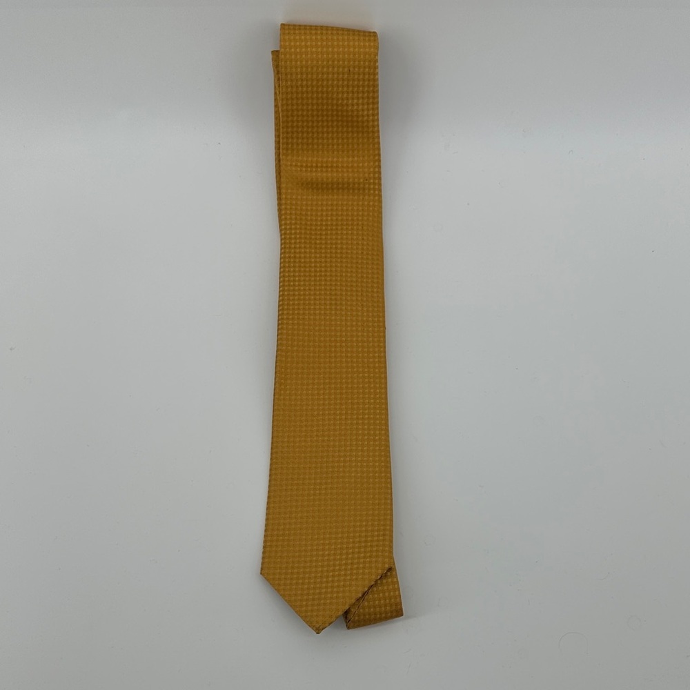 The Tie Bar Men’s Mustard/Gold Plaid Yellow Tie with A few spots‎